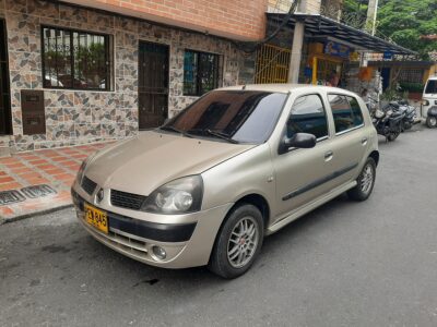 Renault Clio 2005