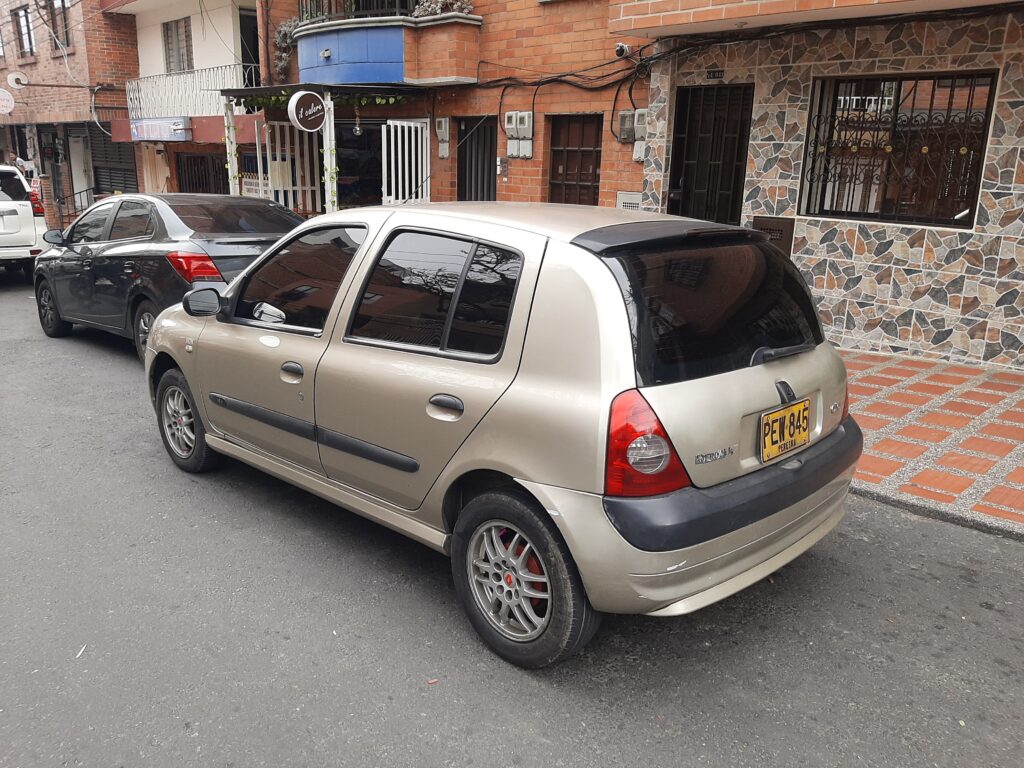 Renault Clio 2005