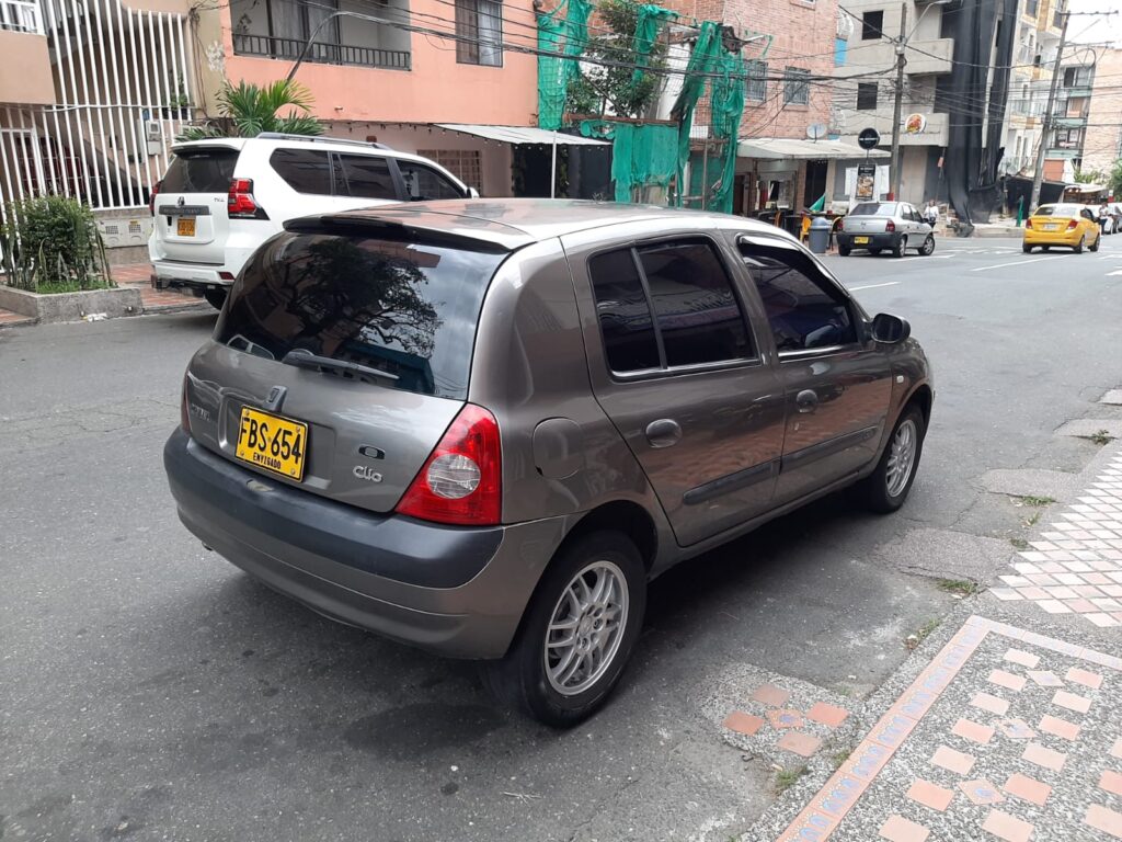 Clio 2006, Recibo moto
