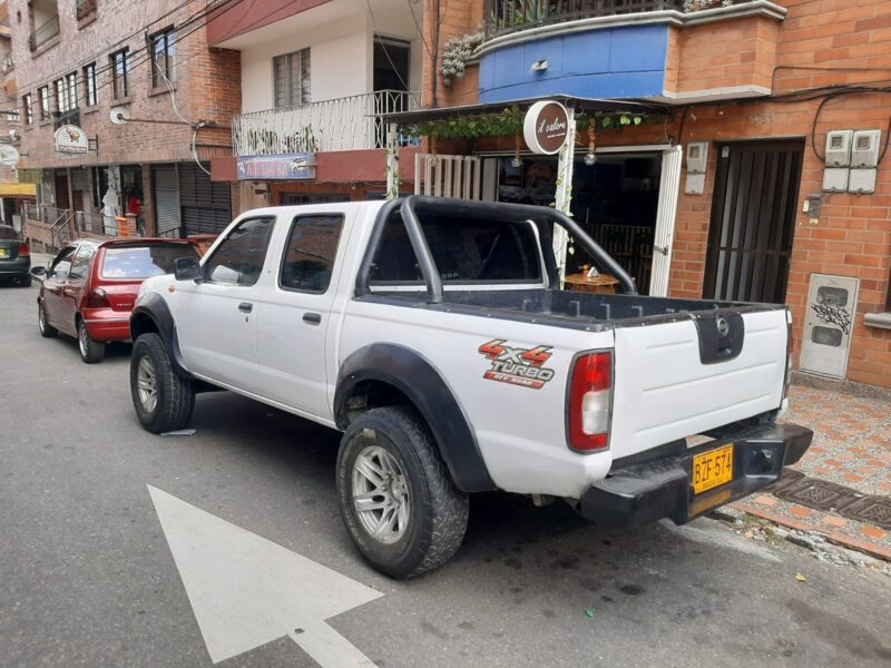 Nissan Frontier 2007 4x4 Diesel