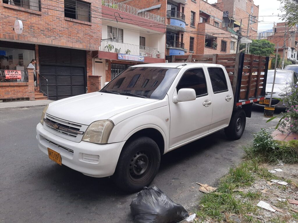 Dimax 2006 4x2 Diesel