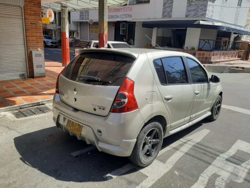Sandero 2009 dynamique
