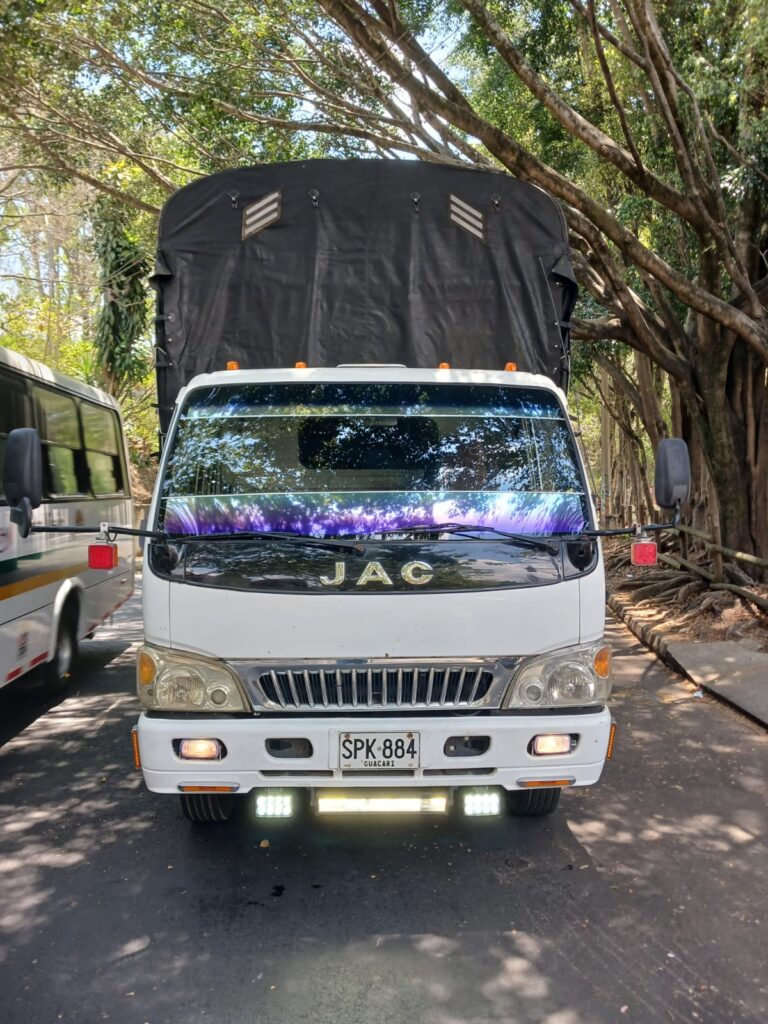 Camion JAC