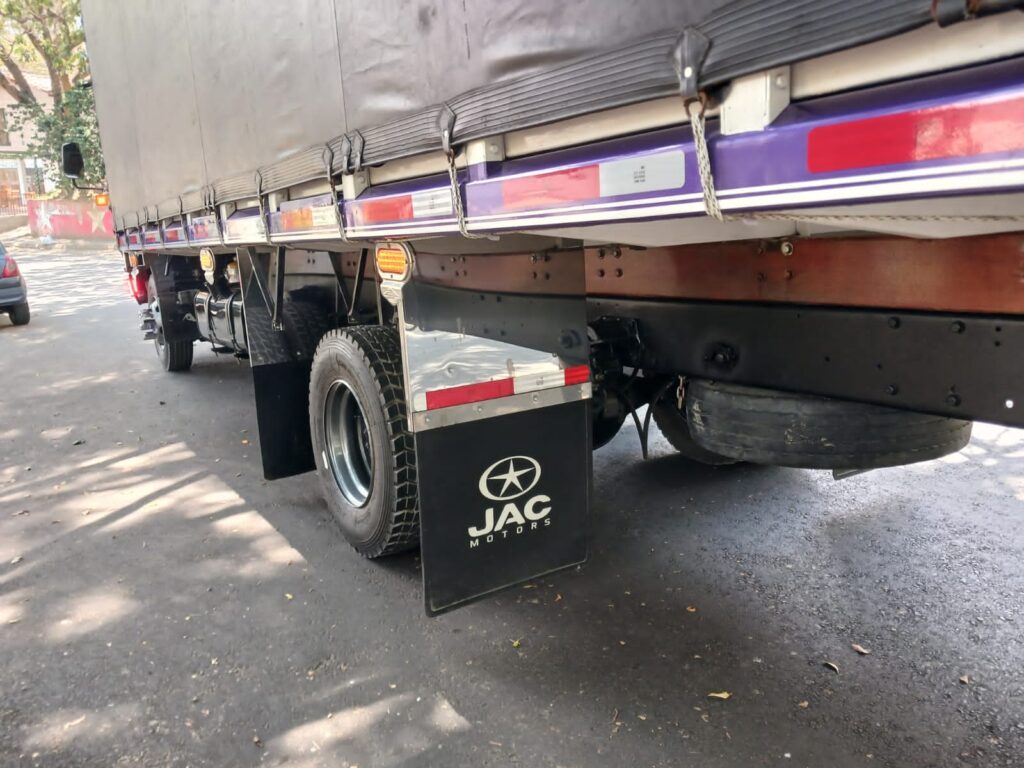 Camion JAC