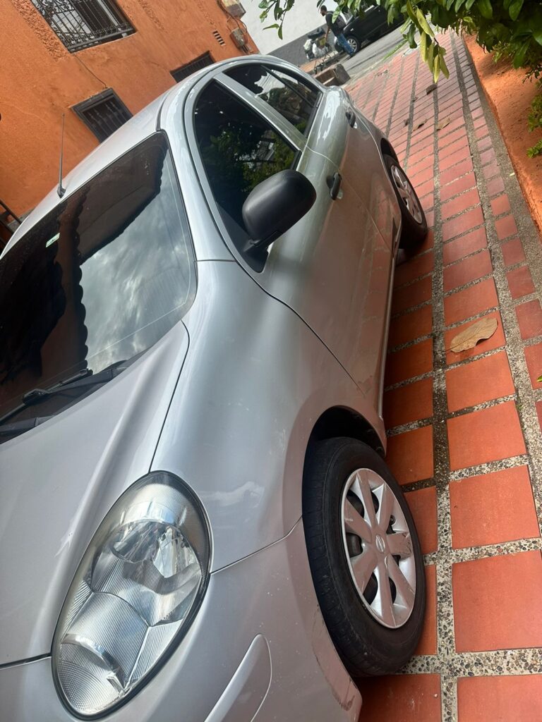 Nissan March 2018