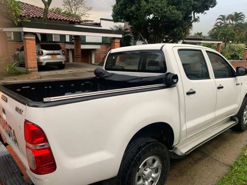 Toyota Hilux 2013