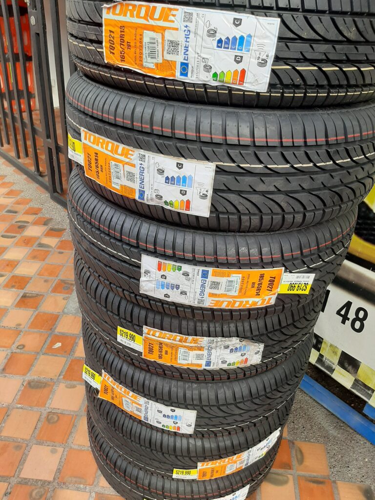 Llantas para automovil 165-70-13