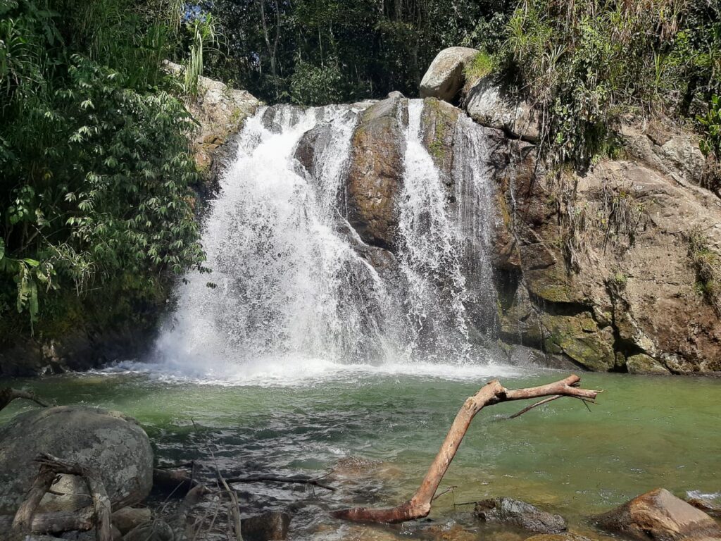 Se vende finca en Barbosa