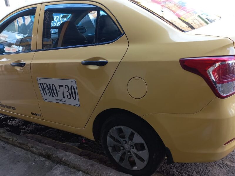 Taxi Hyundai 2016 de Medellin, Financiamos