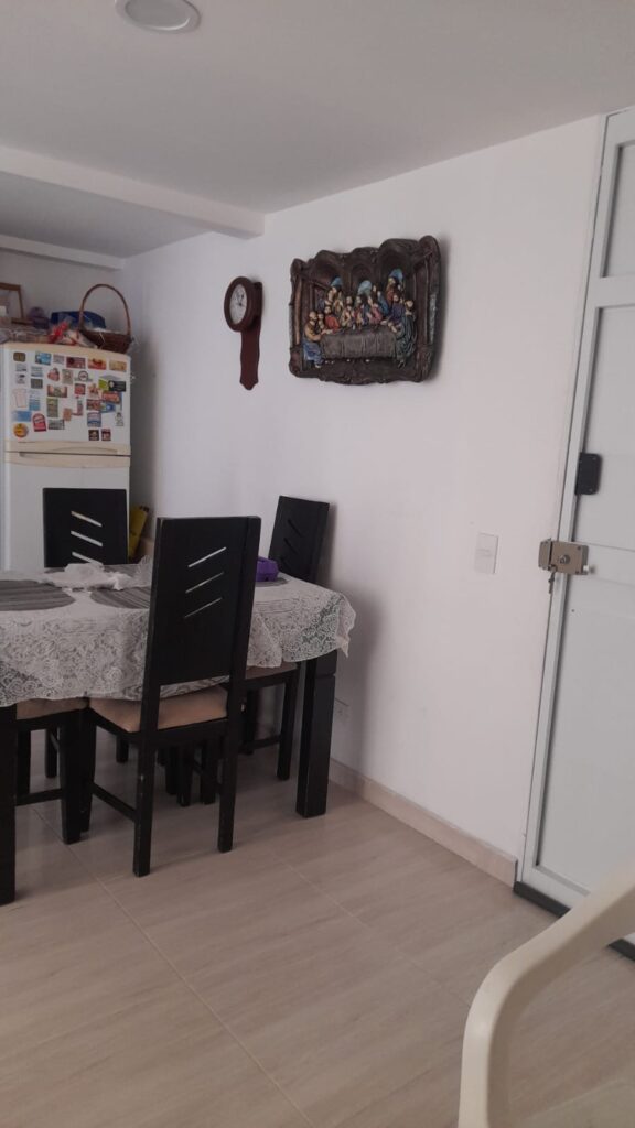 Apartamento en venta Unidad Colinas de Bucaros