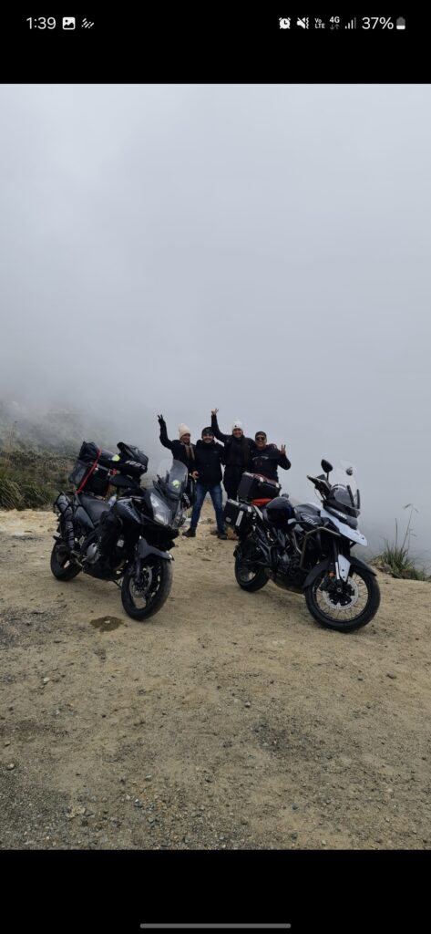 Moto zontes t2 con las 3 maletas