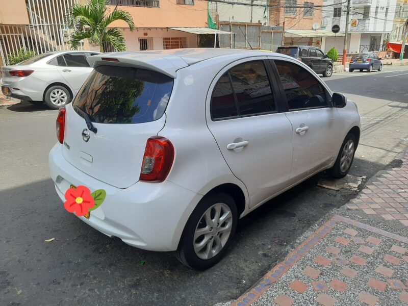 Nissan March 2020 Automatico