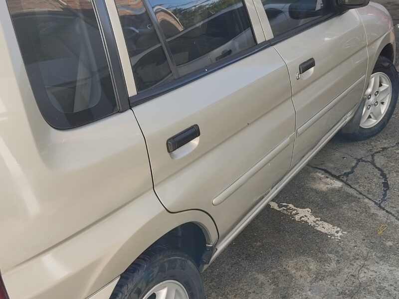 Mazda demio 1.3 16v 2007