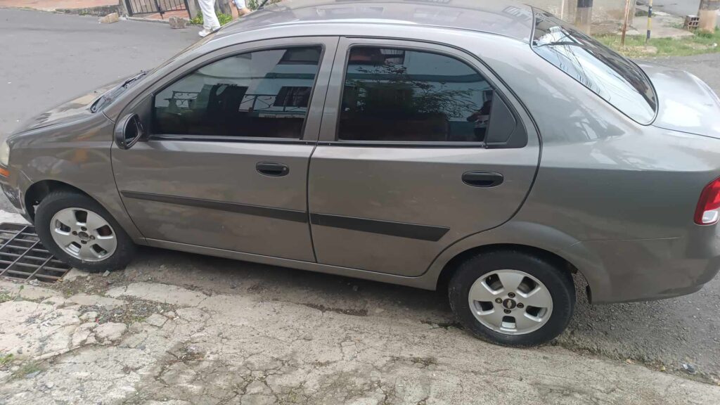 Aveo sedan family modelo 2012