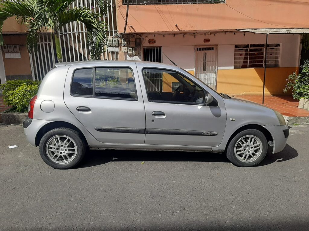 Clio 2006