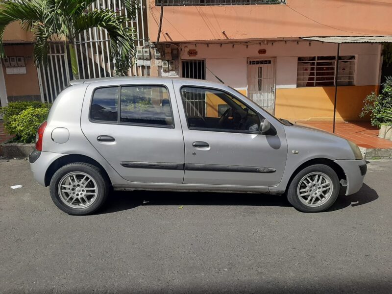 Clio 2006