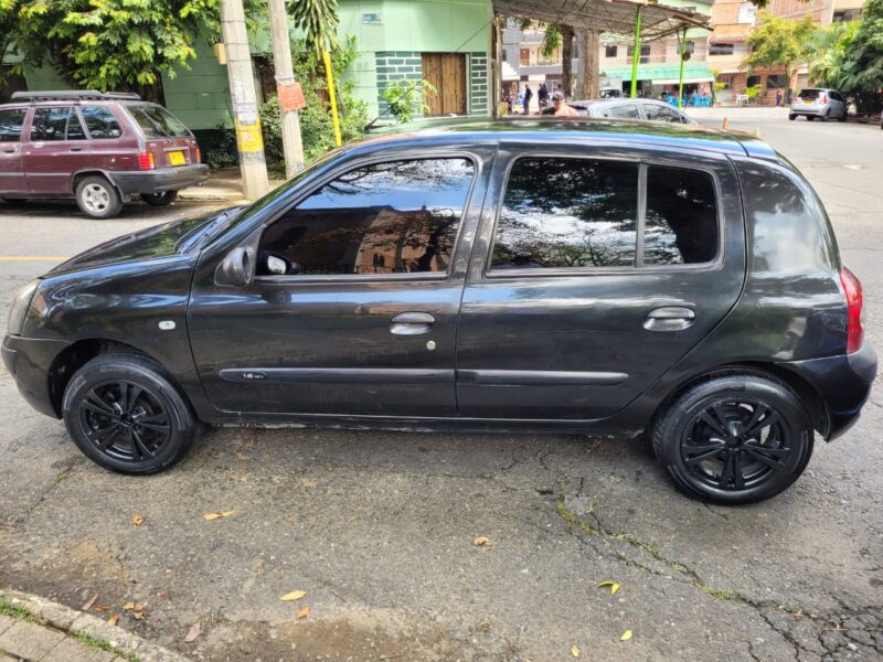 Clio 2008