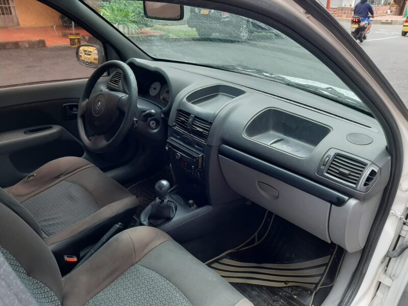 Clio 2008, Recibo moto