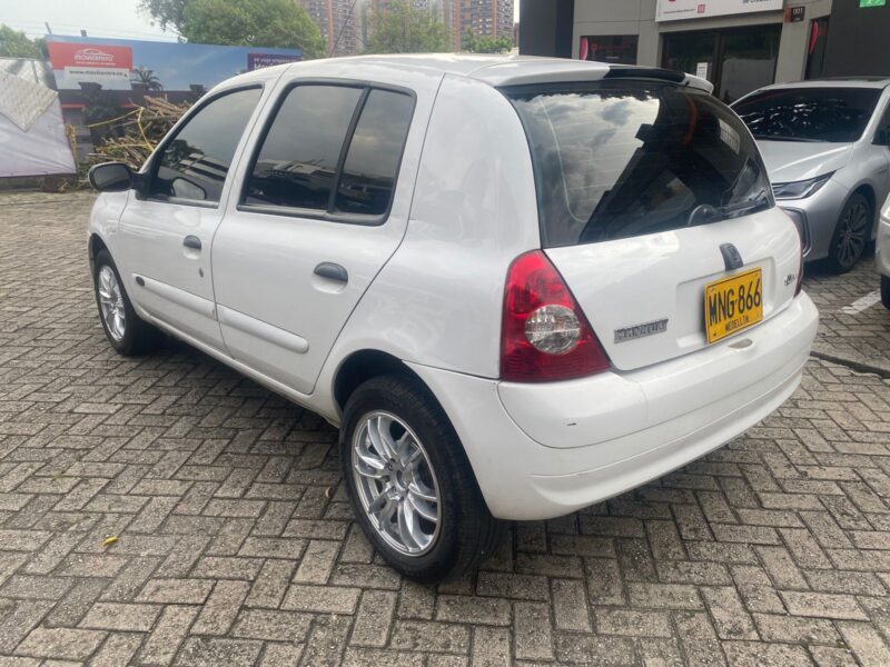 Clio 2006, Recibo moto