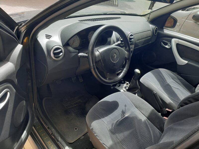 Sandero 2010
