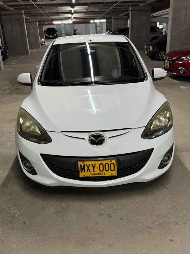 Mazda 2 2014