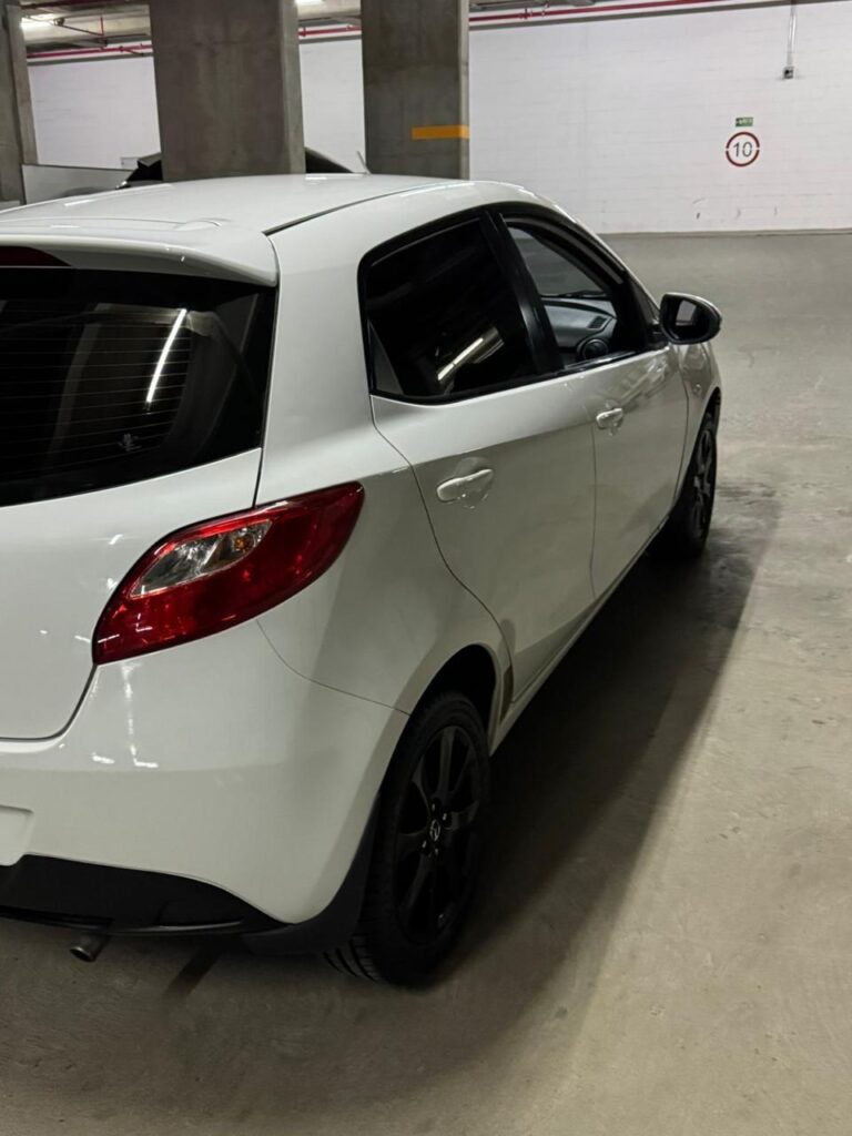 Mazda 2 2014