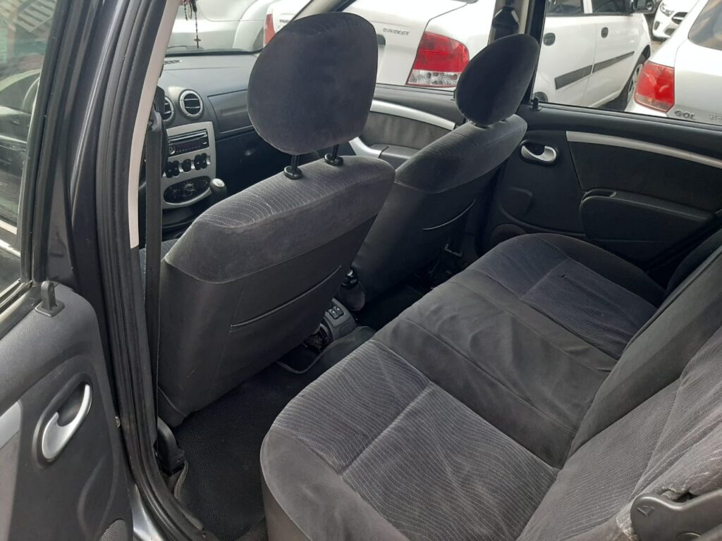 Sandero 2010
