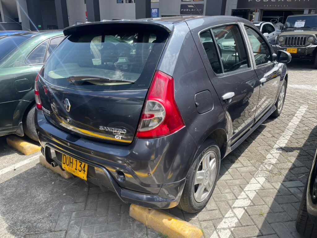 Sandero 2010