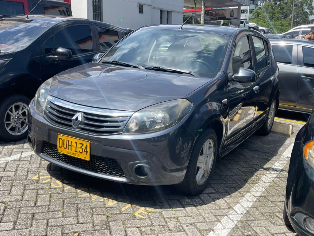 Sandero 2010