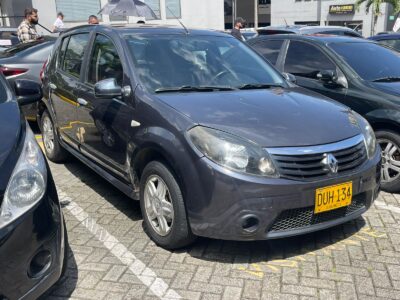 Sandero 2010