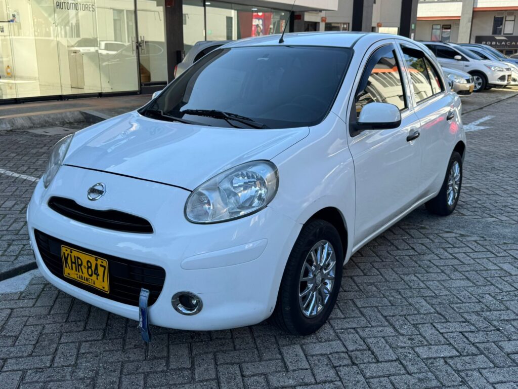 Nissan March 2012