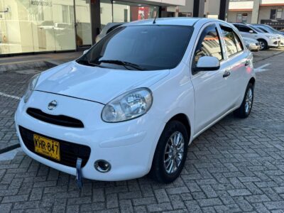 Nissan March 2012